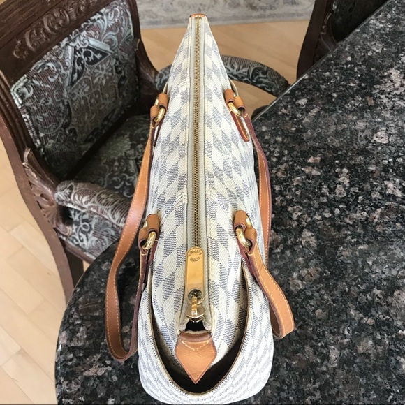 Louis Vuitton Azur Totally PM - Picture 5 of 16